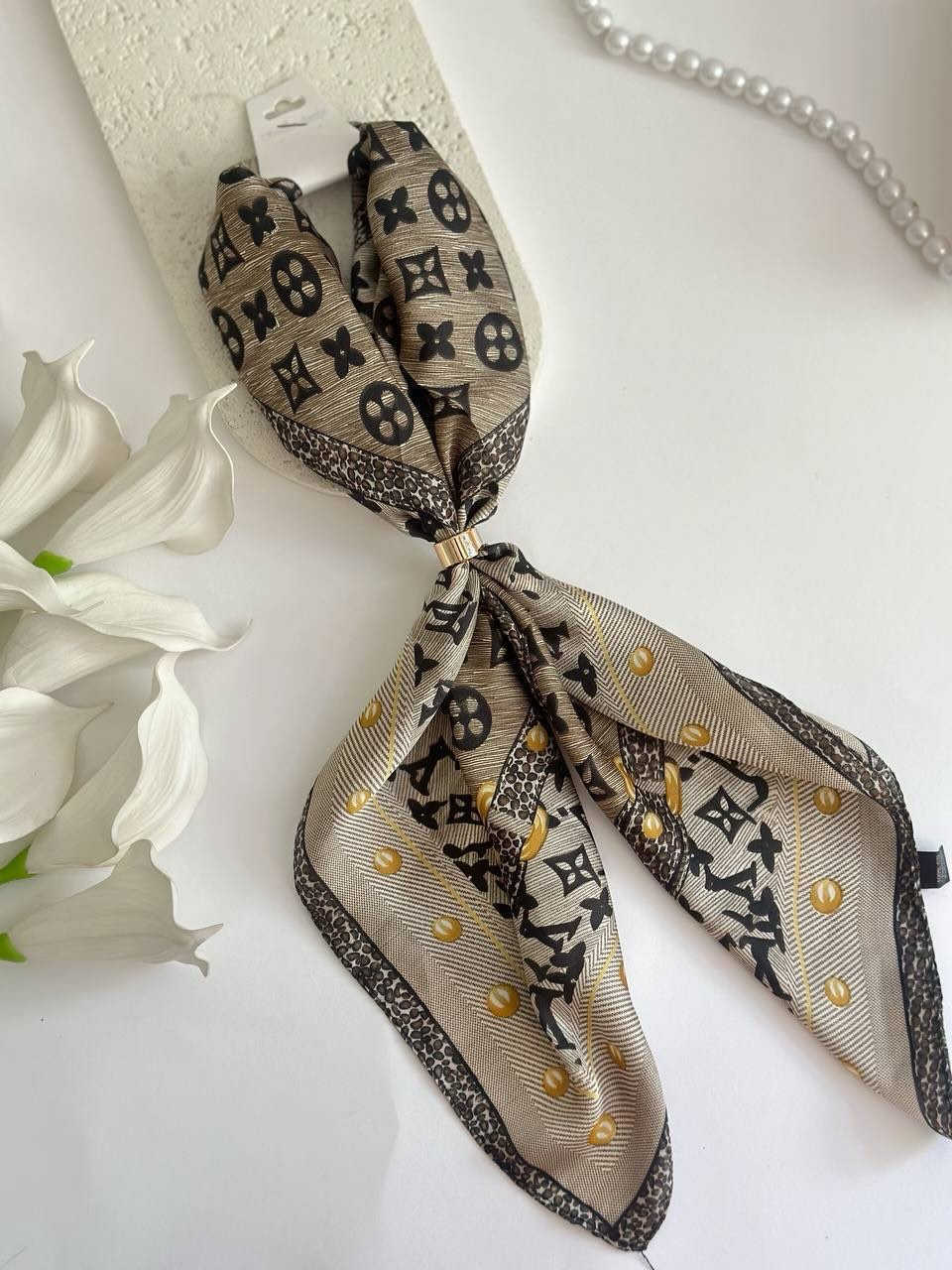 سكارف 🤍
بسعر 2000 دينار
3قطع ب5000 الف 
مكتبة كلكامش  الفرع ال2
سوق ال4000 مقابيل حسينية المرتضى 
متوفر توصيل 🚚


**إذا كنت صاحب هذا الإعلان وتريد حذفه لأي سبب، رجاءا أرسل رسالة إلى الدعم الفني**