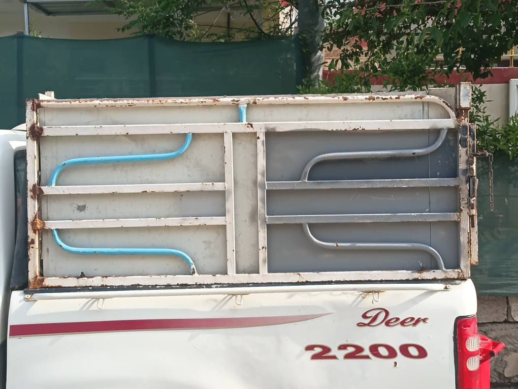 چەمچەی پیکاب دێری دەبڵ بۆفرۆشتن بێ عەیبە تەنها سبوغ کردنێکی دەوێ نرخی 120هەزار و مەجالێکی کەم ناونیشان هەولێر بنسڵاوە ژمارەی تەلەفون *********** أربيل, العراق
