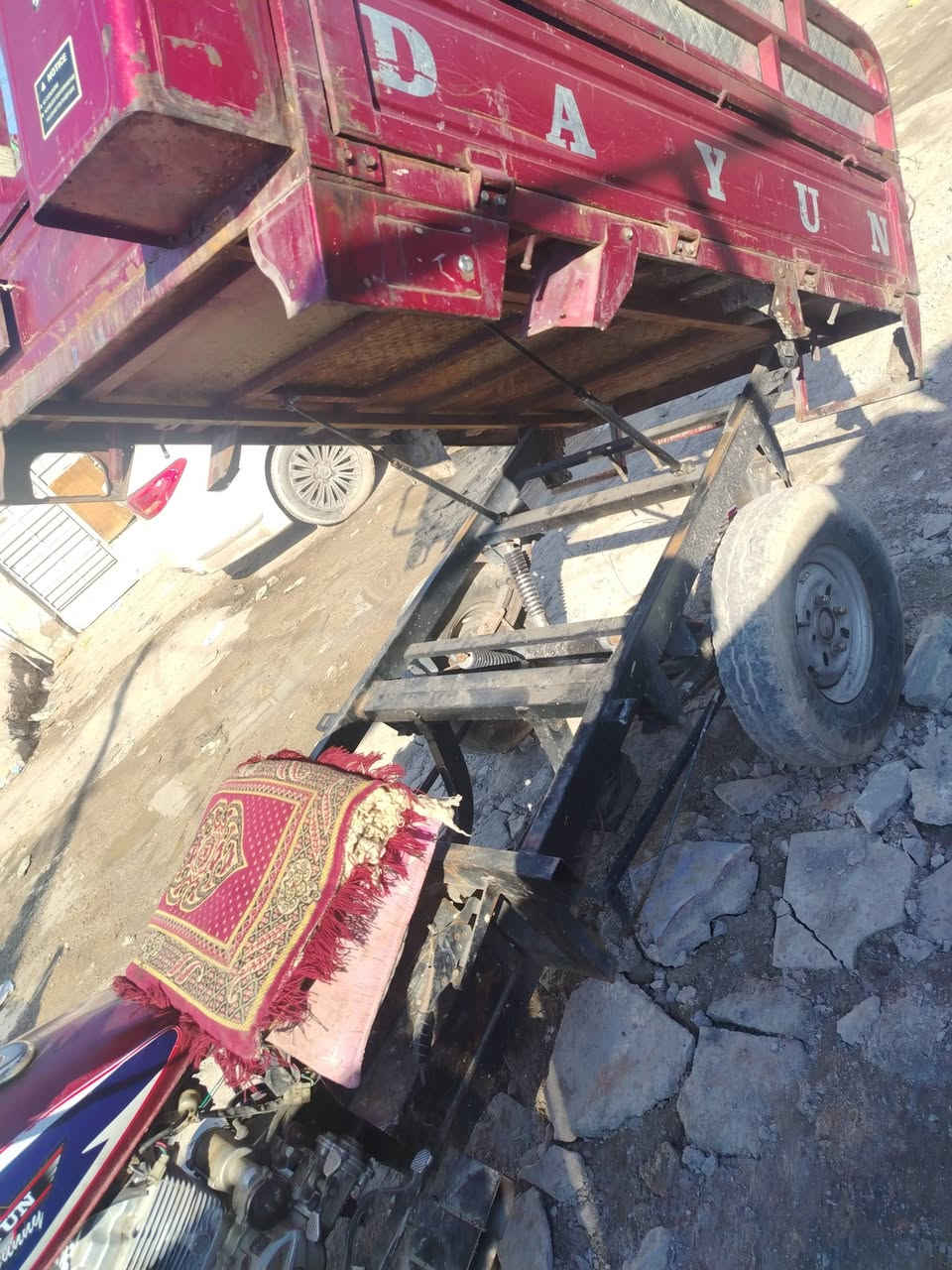 السلام عليكم ستوته لبيع مكاني بغداد الحريه ستوته نضيفه يعني بيه شويه نقوصات مكينه مابيه شي وراق موجوده موديل 2019 / *********** الحريه 800بيه مجال
