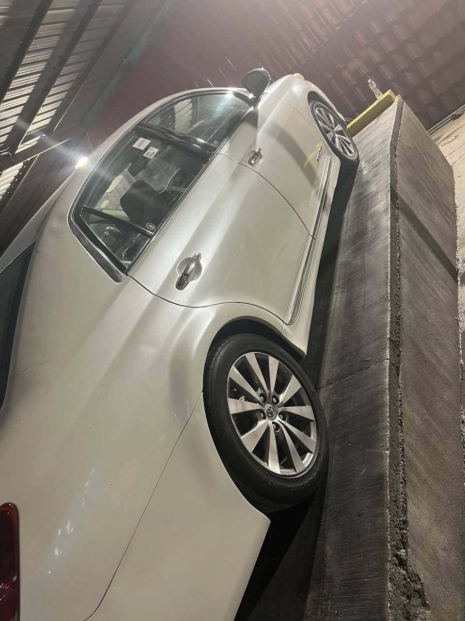 السلام عليكم
تويوتا افلون خليجي ١١
مصبوغه حزام جماليه بدون ضرر شرط الفحص 
ماشيه ١٧٠
كير محرك شركه كفاله 
تخم تاير 
داخل جديد 
السعر ١٥٥
مكان فلوجه


**إذا كنت صاحب هذا الإعلان وتريد حذفه لأي سبب، رجاءا أرسل رسالة إلى الدعم الفني**