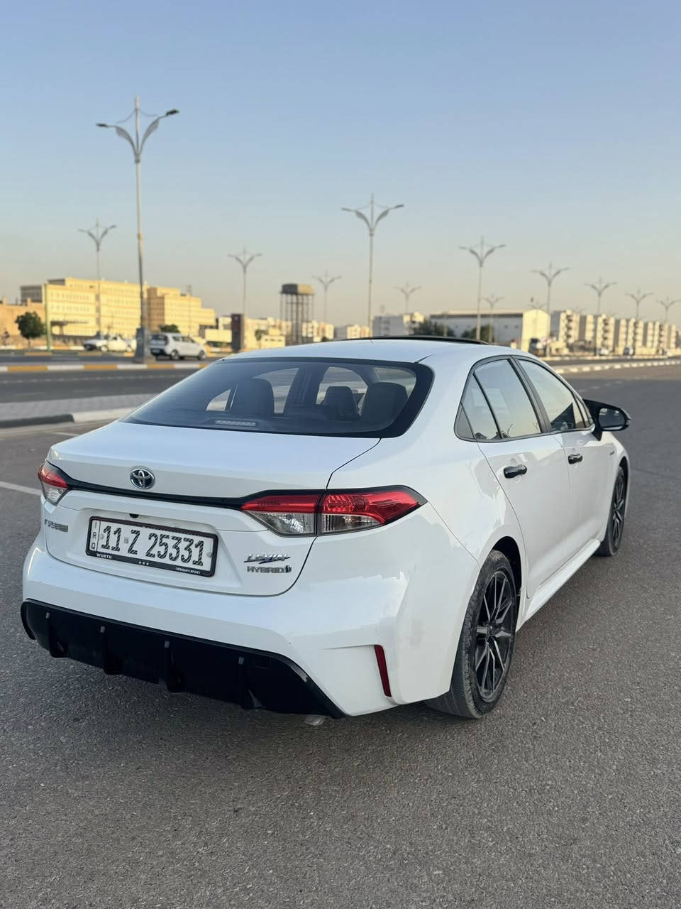 كورلا هايبرد فئه S
موديل 2024 

ماشيه 42 الف كيلو

بيها بارد بل جاملغ و الباب الخلفي

السياره نضيفه و حلوه كلش 

السعر 148 ورقه
***********
