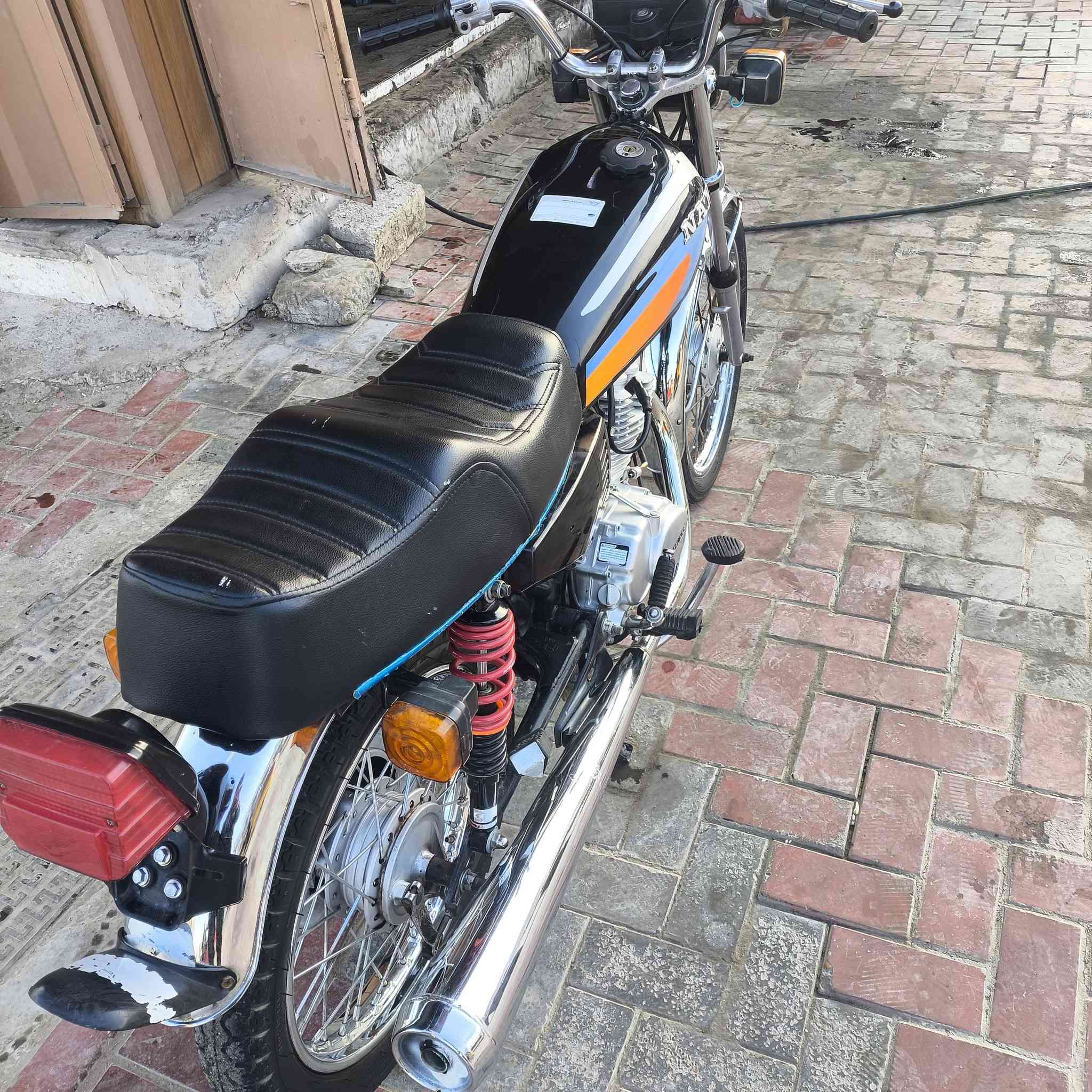 سلام عليكم دراجه اربعه كير تعمير شاصي 2015اصولي وتعمير 25 دراجه جانت معمره ومضمومه محرك بعده مامسحوك حيل جديده بيه نواقص بسيطه  سعر 750 وبيه مجال 
فقط اتصل خاص ماكو // ***********
