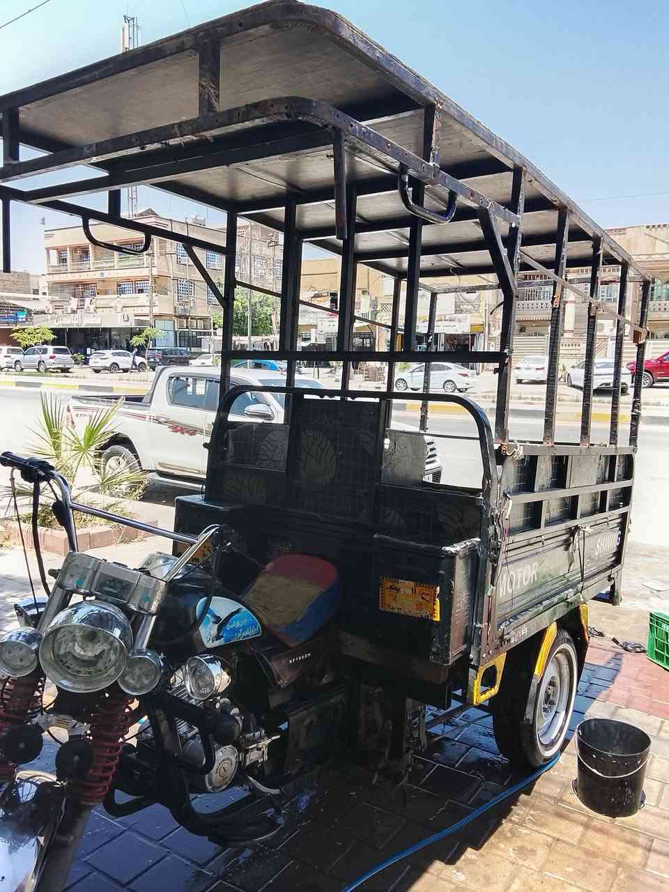 ستوته البيع مديل 23 سعر مليون 800وبيه مجال مكان بغداد شعب حي سومر شارع مدارس 
تفاصيل تصال ع رقم 
***********
