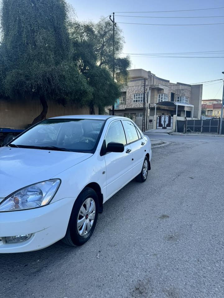 السلام عليكم مستبوشي لانسر للبيع موديل 2007 سيارة كير مكينة شرط رقم أربيل جديد هزة وسنوية جديد الاستفسار ***********
