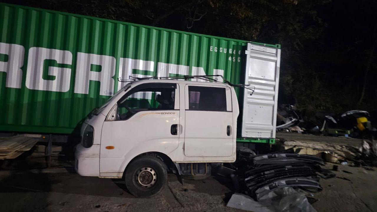 من ارض كوريا الى العراق الحبيب

محلات علي المالكي 

جميع انواع التفصيخ  ( كيا بانواعهه.    /.   ستاركس  )

العنوان بغداد كسره وعطش

جمله + مفرد 

ابو وسام
***********
