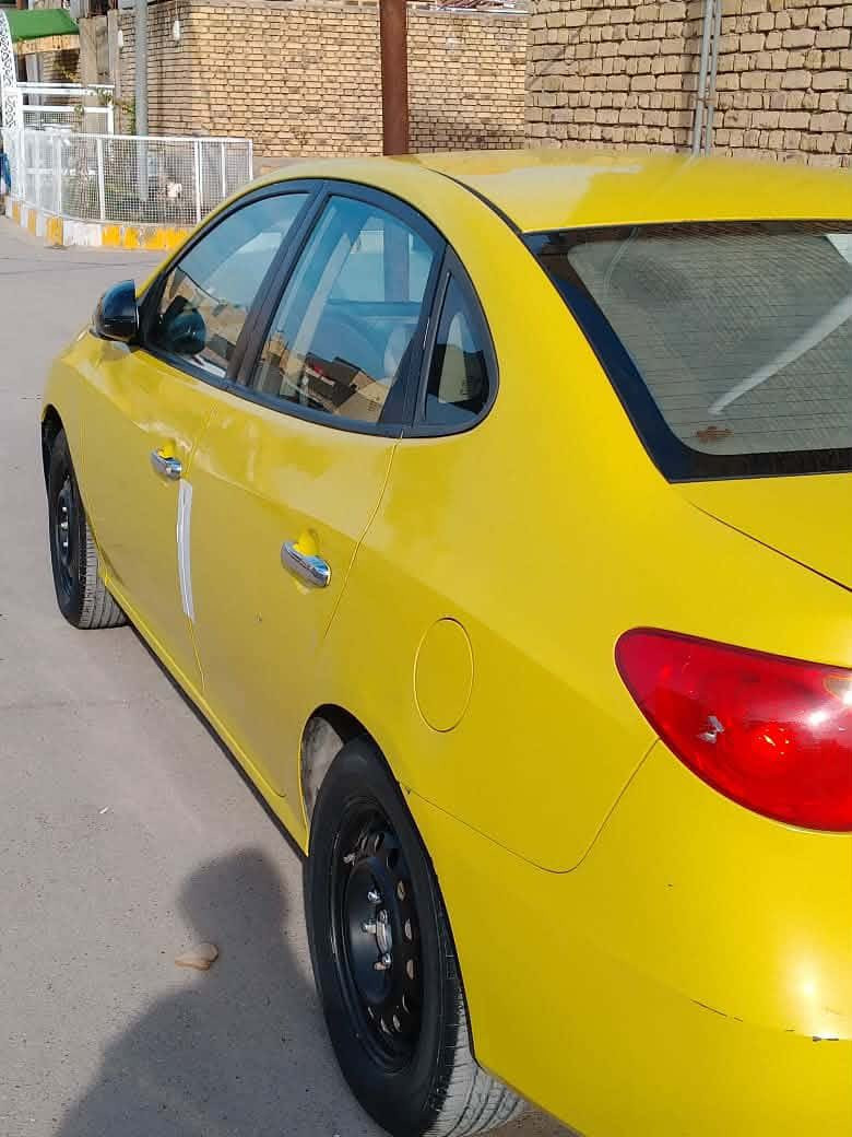 سلام عليكم انتره خليجي مديل 11 سياره جاهزه محرك جديد 1600 دكشن عالي كير جديد حداده
جاهزه من كل نواحي رقم واسط مصفره هيه غرامات تحويل مباشر صبغتها مال شركه لعامه  مكان سياره ناصرية مركز انه مكلف بل نشر تصل عله صاحب سياره ***********⚜️سعر - 100 وبيها مجال قليل 🙏شراي يتصل لا يدز خاص اني مكلف
