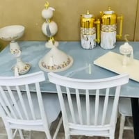 ميز طعام مرمر بورسلين مع 4 كراسي بلكراتونة نفس المنصوب بس بلكارتونة جد...