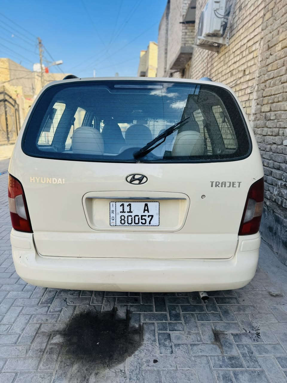 السلام عليكم ترانجيت خليجيه موديل 2007 مصبوغه جماليه مكينه كارتون سبعة راكب العنوان بغداد الاستفسار اتصل ***********
