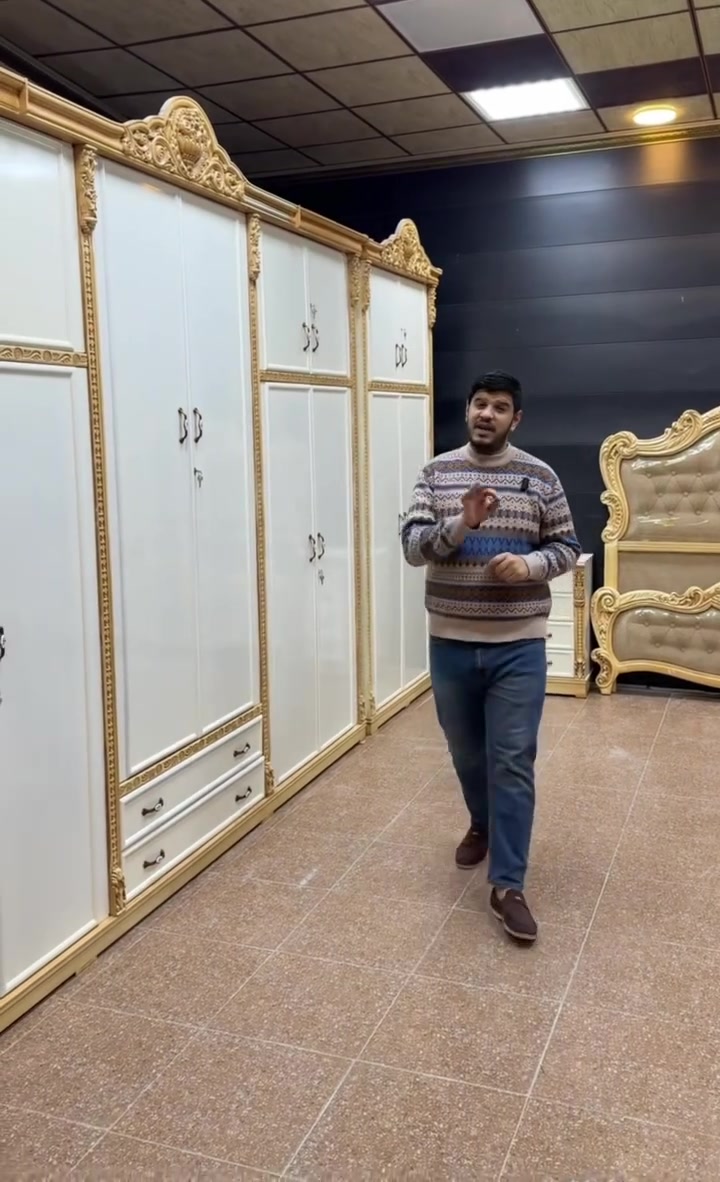 حياكم الله 

      من معمل ومعرض نجارة النوارس  

                   موديل (كاردنية  ) 

    سعر الموديل(3,350,00)الف عراقي 

               (تفاصيل الغرفه )
عرض الكنتور (3,60سم   )

رتفاع الكنتور (2,75سم     )

عرض الزاويه (120سم   )

رتفاع الزاويه( 2,75سم       )

وجه الكنتور NDF (6 ملم      )

داخل الكنتور صاج (4ملم )

الضهر جرجوبة شد براغي 

قاعدة بلوك بورد (18ملم )

خدمه الشد والنقل مجاني الى جميع محافظات العراق 

العنوان 

واسط قضاء العزيزية خلف معارض نجارة العزيزية

***********
***********
