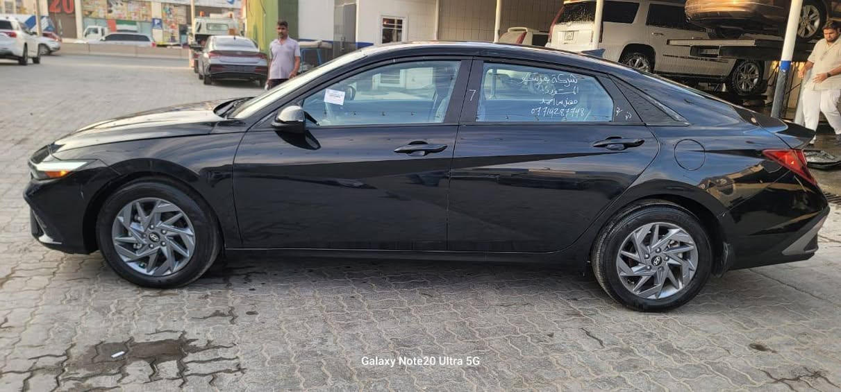 النترا موديل 24 
سعر ب 135$ مع رقم شهداء واصل جميع المحافضات جاهزه
مكاني بصره رقم. الهاتف (***********)
