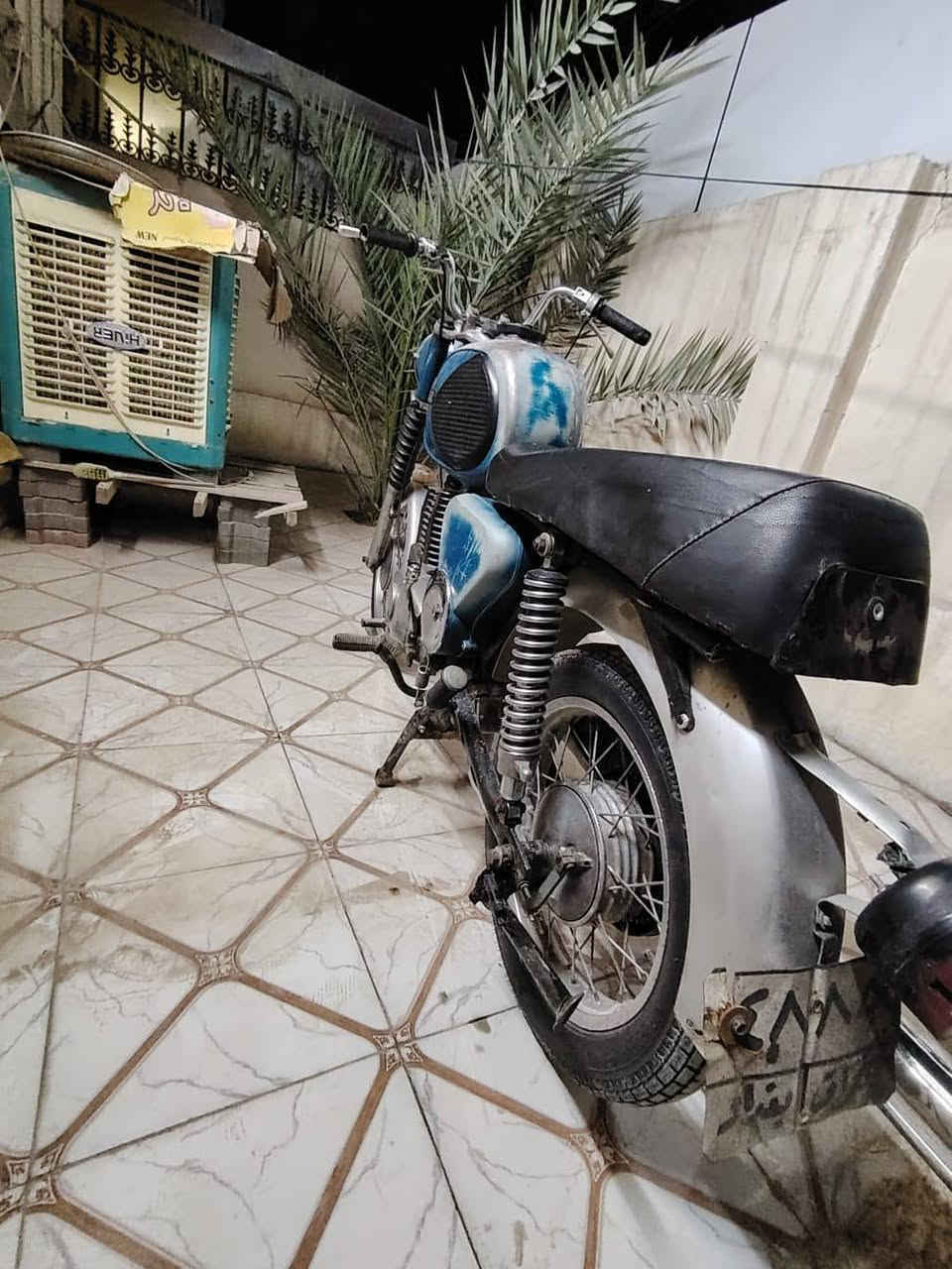 سلام عليكم شباب ماطور  للبيع ماطو حلوه مكينته بي لحيم  بل خشم  وصوب واحد بس شي مرتب سايس ٣ رقم وسنويه بدون راعي  العنوان نحف المناذره ابو صخير  ***********
