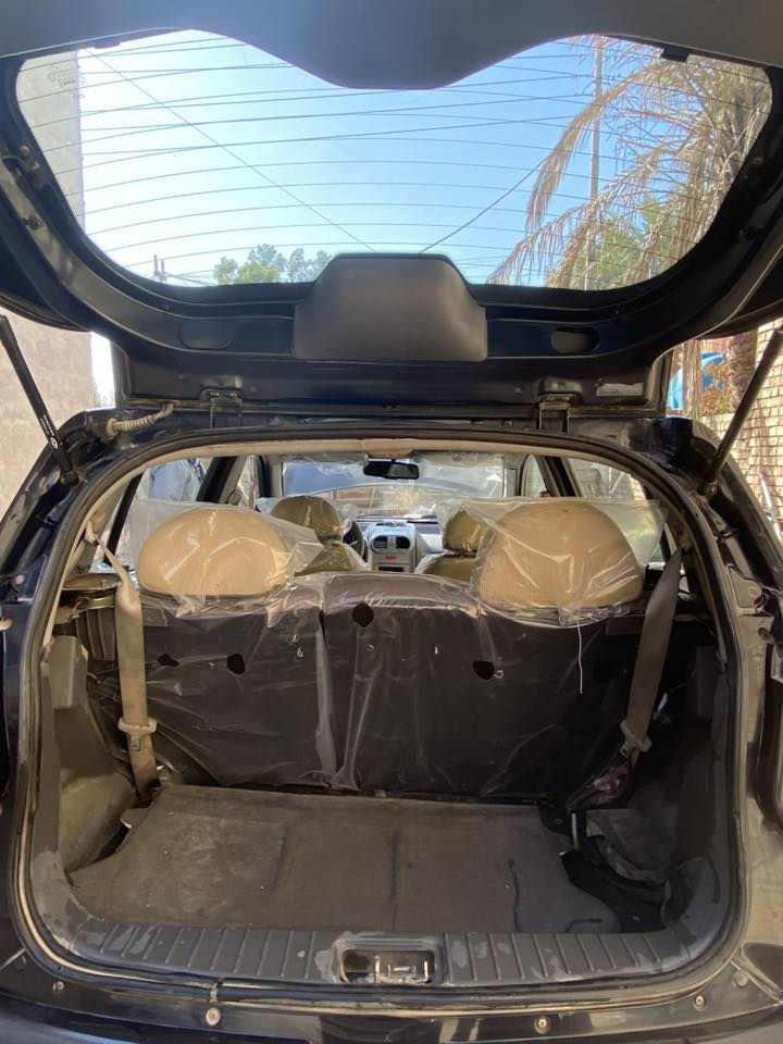 للبيع شيري A113 موديل 13 بأسم بنية ورقم الجديد  والتحويل مباشر 
• قير: أوتوماتيك
 • اللون: أزرق داكن
 • مكيف ثلج ❄️
 • كاميرا خلفية
 
 • إطارات جديدة
 • بطارية جديدة

الحالة:
السيارة استخدام شخصي، محرك ممتاز لا تحتاج أي مصروف.
تم تبديل الزيوت والفلاتر حديثاً.
مكانها الدورة / كفاءات الصحة / الاتصال على الرقم ***********
