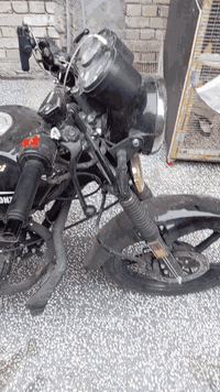 دراجة هونزدا نامه برو صيني شركة هوجي سنوية ماشة ١٤الف
السعر مليون و ثمنمية و خمسين الف 1850
***********
مرقم
بغداد
