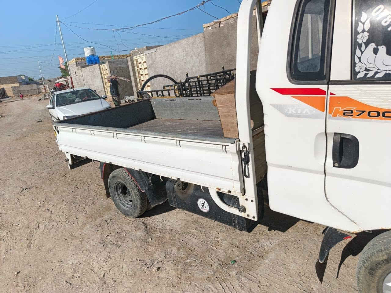 سلام عليكم سياره لبيع مديل 12 رقم قادسيه سنويه ل 28 سياره تبريد شغل ثلج مكان الديوانيه قضاء سومر استفسار عن الرقم ***********
