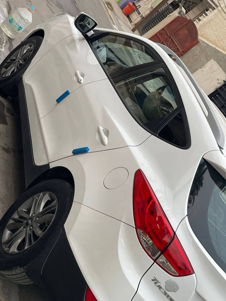 توكسان ٢٠١٤ خليجي محرك ٢٠٠ ماشيه ٩٦ بدون صبق مجر باردات كلش،بسيطات رقم بغداد وشوف السونار قبل لاتتصل السعر ١٥٩ وبيهامجال كلش،بسيط رقم الهاتف *********** اني مكلف بل نشر
