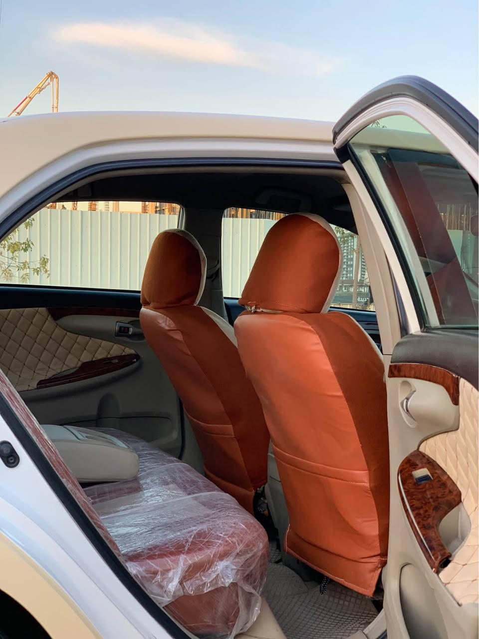 بیکاشۆ ٢٠١٣
تۆماتیک
مەکینە گەورە
گێروو مەکینەی بە شەرت 
کارەبایات بە شەرت 
سێ پەڵە بۆیاخی زۆر بچوک
سەیارەگە زۆر جوانە 
چوار ویلو تایەی نوێ
زۆر توند تۆڵە
تێبینی سەیارەکە هی من نیە پەیوەندی بەم ڕەقەمە بکەن  
0750 795 6364 أربيل, العراق
