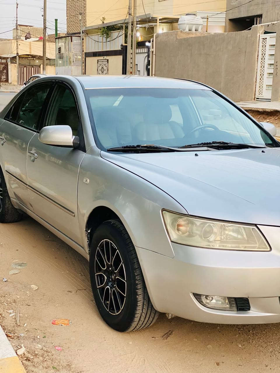 هونداي سوناتا بانزين مكينه 2.0 دوش
كير مكينه حداديه تبريد كله شرط 

جلد او كشن كهرباء  ويل كب كروم 5 ويل كب

تبريد بيانو شاشه تاب او كامره خلفيه

كيجات رياضيه او برده خلفيه

4 دسك مع ABS 

العنوان النجف السعر45$

***********
