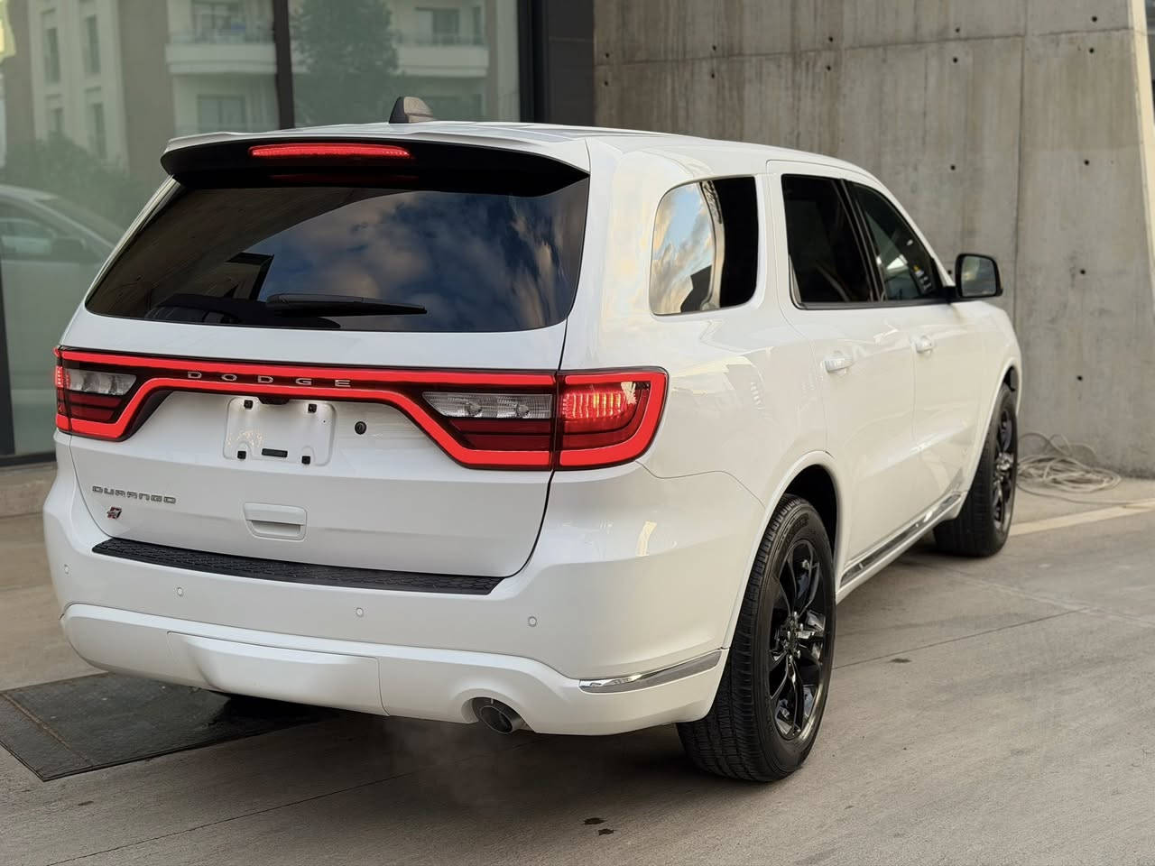 دوج دورنكو موديل 2023
مكينة 3.5سته سلندر 
ماشية 4الف بس دبل اكسل 
شاشة كبير كاميرا بصمة 
كوشن كهربائي سبعة راكب 
لايتات led..و عدسة 
ويل التاير بيست..تبريد مركزي 
سيارة بيها بس قطعة صغيرة صبغ 
الامام و الخلف كبس 
السيارة كلها شرط 
بيها رقم مؤقت لمدة شهرين 
سعر $273
رقم تلفون 
*********** عربي
*********** كوردي
دۆج دۆرانگۆ ٢٠٢٣
مەکینە ٣.٥ شەش بستن
چوار هەزار ڕۆشتو..دەبڵ ئەکسل
شاشە گەورە..کامێرا بەصمە
کوشن کارەبای..سێ ڕیز کوشن
لایت led..لایت عەدەسە
ویلو تایەی بیست..تەبریت مەرکەزی
سەیارەکە تەنها یەک پەلە بۆیاخی هەیە ..
پێشوو دوای کەپسە..جێڕو مەکینەو تەقەو ڕەقەی
هەموو بەشەرت
دوو مانگ ژمارە کاتی لەگەڵە
سعری ٢٧٣$
 *********** عەرەبی
 *********** کوردی
