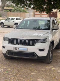 جيب 2020 خليجي لمتد فول مواصفات   كشنات تدفئة تبريد  داخل جلد   شاشة ك...