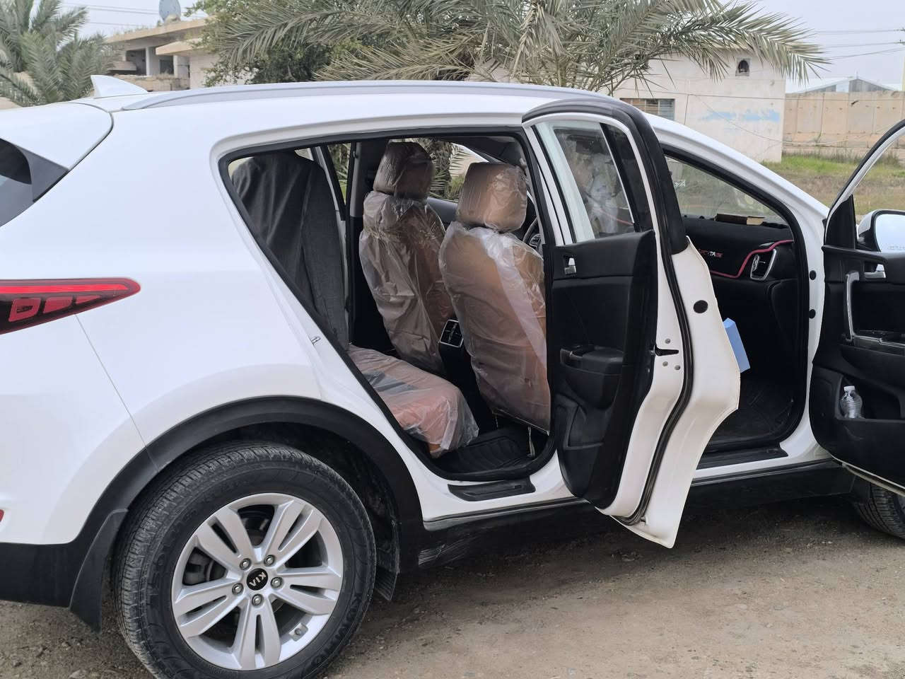 سيارة سبورتج وارد ابيض موديل2018 رقم بغدادالسونار موجود. بالمنشور جاهزة من كلشي السعر  160 المكان بعقوبة  اتصال *********** بيه واتس
