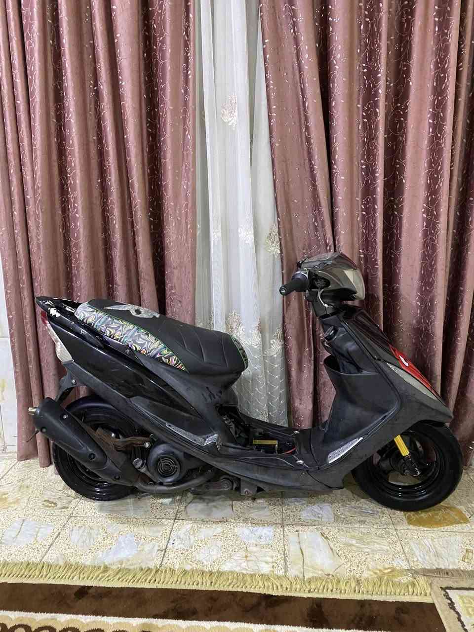 سلام عليك دراجه ماكس عدل دراجه نضيفه دراجه ميكنه 55 كلجات أمام رياض دراجه هاون وبيه صالنصه صجميه اصليه فج أمام رياضي ودبل دراجه ضفير بلاديه كله شغاله دراجه نضيفه معنه كلمه دراجه مستعجل عل بيعته 450 وبيه مجال قليل بكان بغداد مدينه صدر ***********
