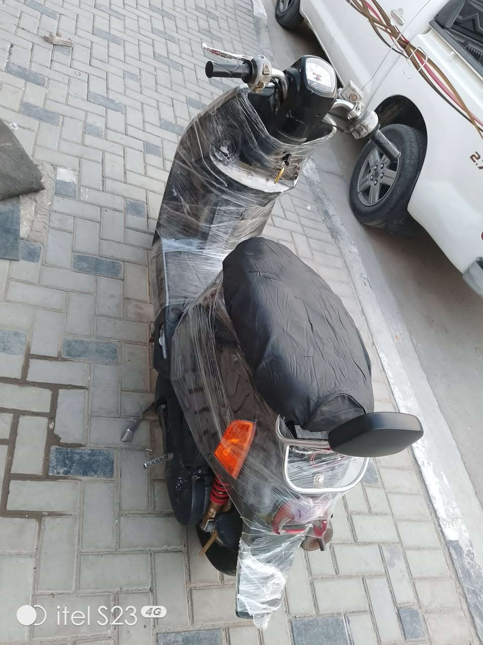 السلام عليكم دراجه بوليس البيع مفتوحه مراه وحده سعره 475 وبيه مجال نتصال عله هاذه رقم *********** مكاني بصره تقاطع الكزيزه
