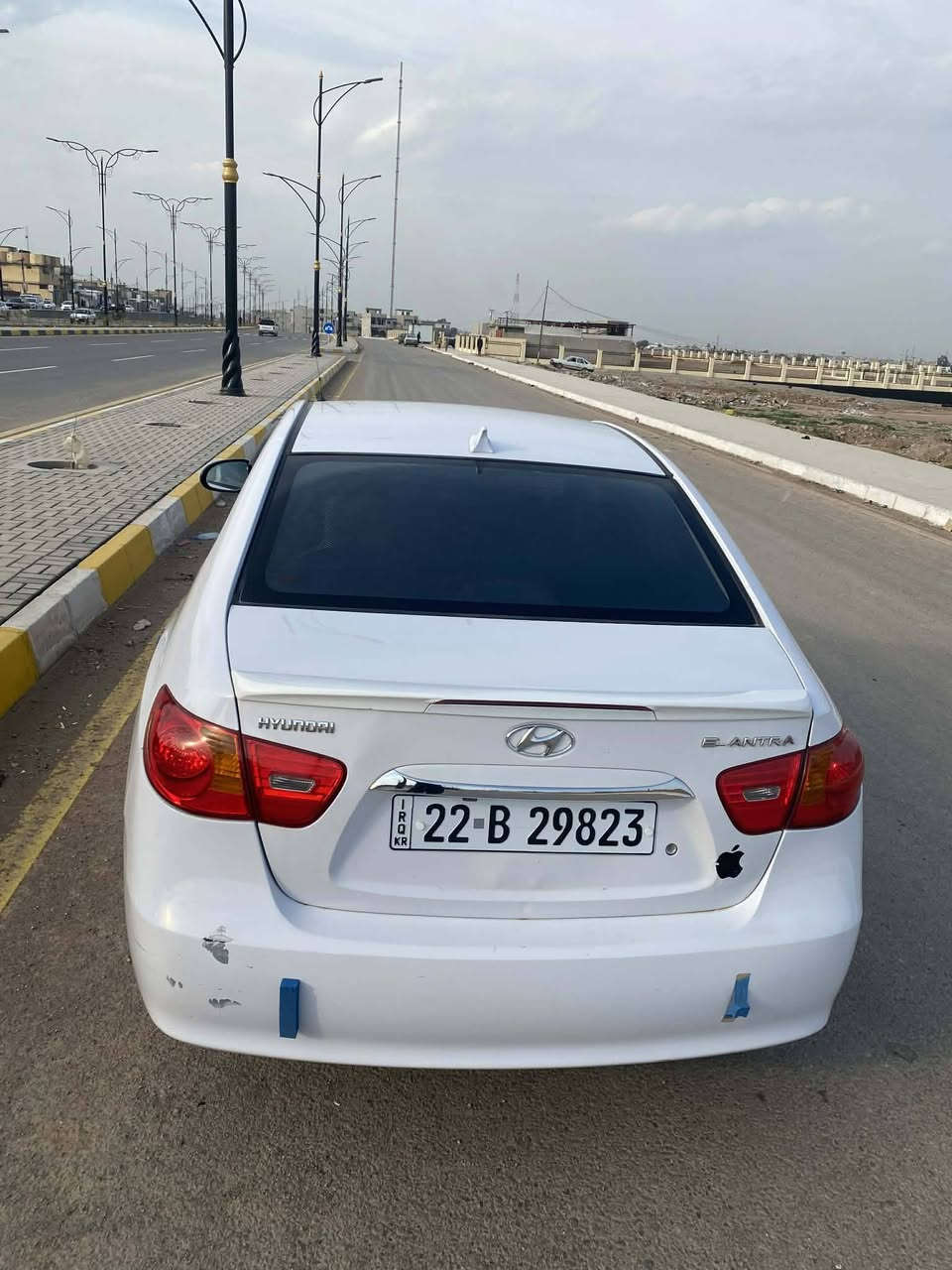 سلام عليكم النترا لبيع موديل 2011سنويةبسمي هزة فحص جديد كابون بانزين موجود بيها جاملغ الامامي مبدل اصلي فقط بلاصبغ ولا معجون سعر122بيها مجال ***********
