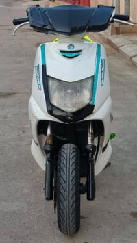 سكنس لبيع 250 السعر 250   زعفرانية  07724249960