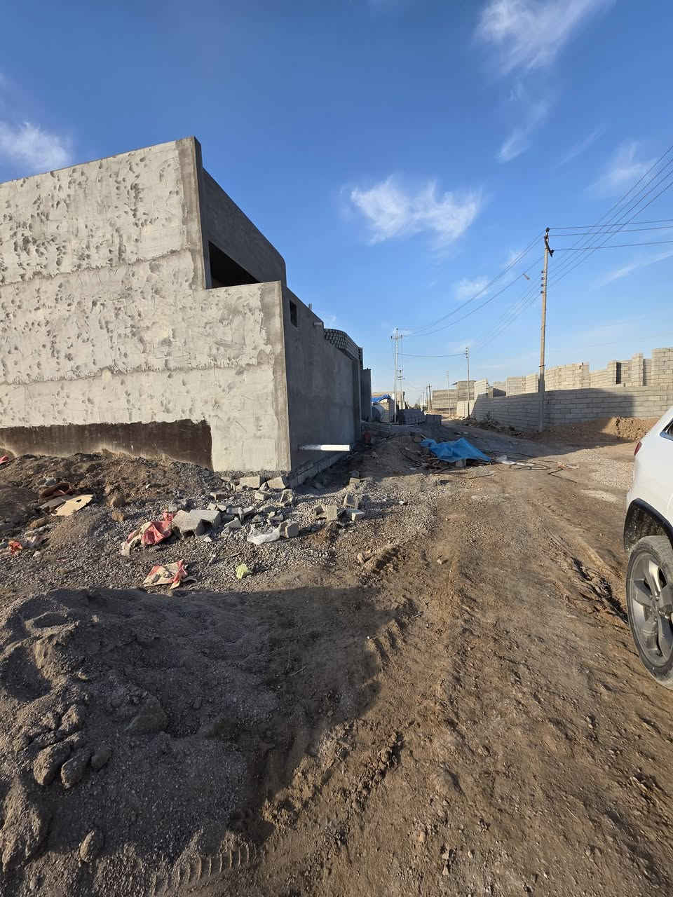 السلام عليكم
قطعة طابو زراعي سند 25 بمساحة 200 متر مربع الوجه 10 متر والنزال 20 متر قريبه من شارع كنعان الريئسي 
يوجد فيها جميع الخدمات ماء كهرباء تلبيط بسعر جدا مناسب 18 مليون وقابل اللتفاوض 
الموقع ناحية كنعان شارع قاعه نبيل اللمناسبات الدينية
اللتفاصيل اكثر الا اتصال ع الارقام التالية 
***********
***********
