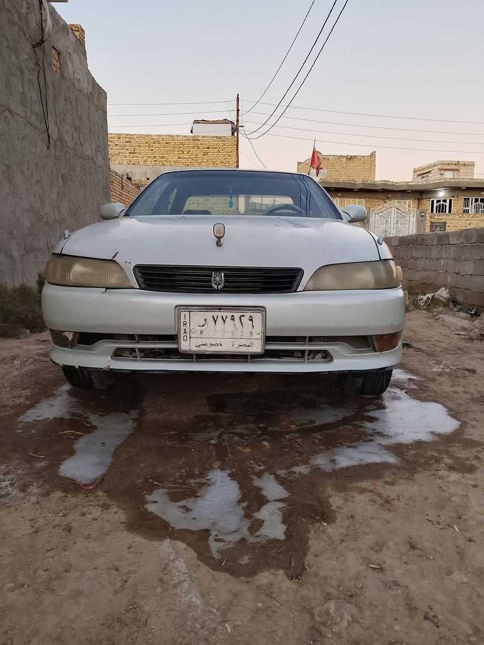 مارك 95 جاهزه من كل كلشي كير ومحرك اثنين ونص لاتنقيص ولا تبخير تخم تاير حداديه كارتون شرط تحويل فقط كصه قماره مكفوله من النقل الجثه مكاني خور الزبير سعر45 وبيه مجال***********
