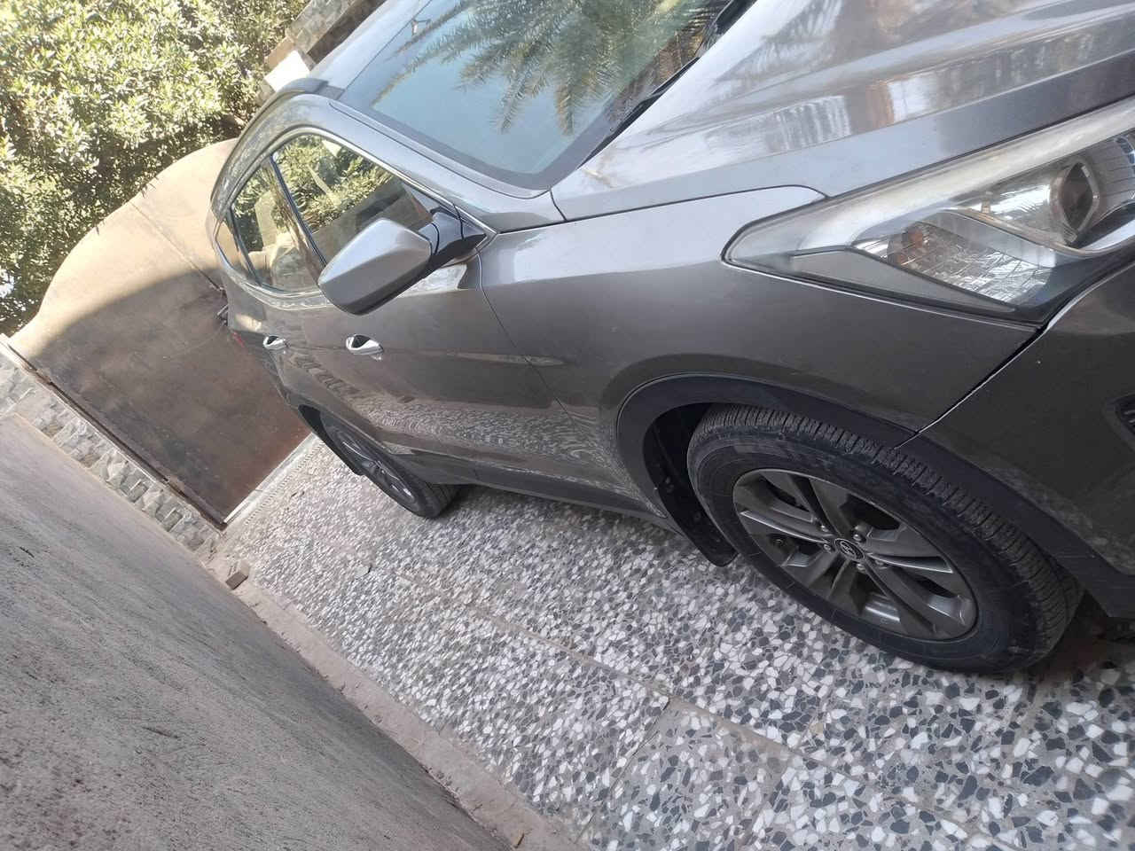 سنتافيه ١٣ رقم بابل بسمي مشروع وطني كير مكينه تبريد ويه سويج مكينه ٢٤٠٠ خمسه راكب فول عدا بصمه والفتحه قطعتين تبريد بيها حاملغ وبنيد وارد امريكي مكاني بغداد وسعر ١٢٢ وبيها مجال ***********
