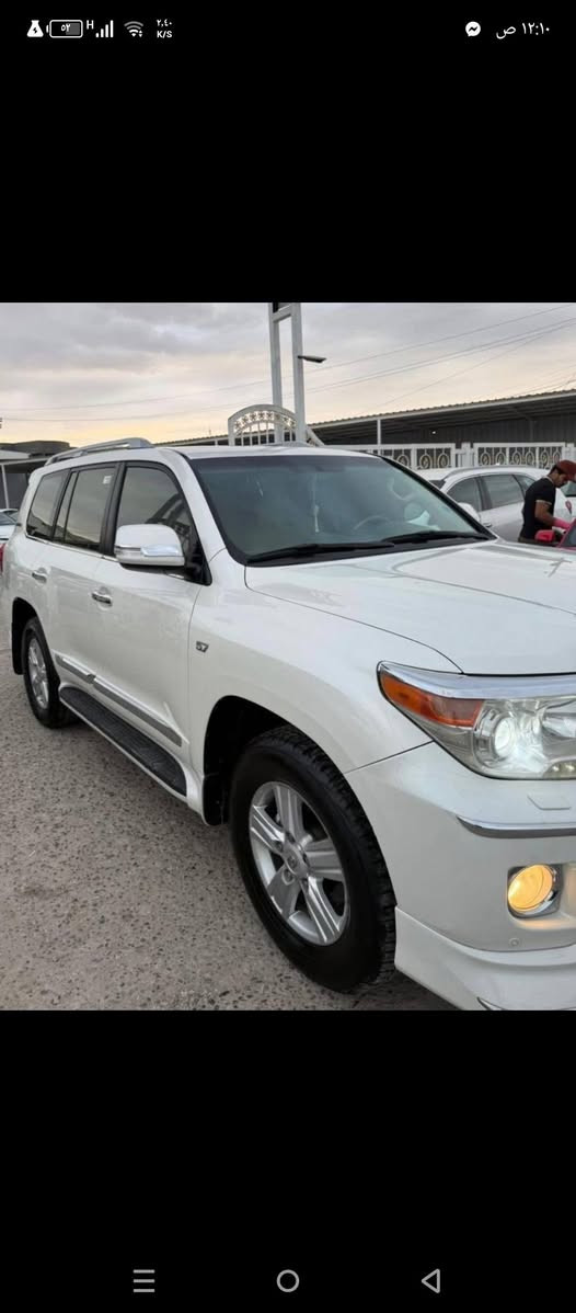 لاندكروزر 2013
كفاله عامه من الصبغ والضرر والبارد
محرك 8سلندر 4600
بريم سعودي اصل 8ايرباك
مكينه وكبر ما مفتوح 
ماشيه 168الف كم
السعر 380 
***********

