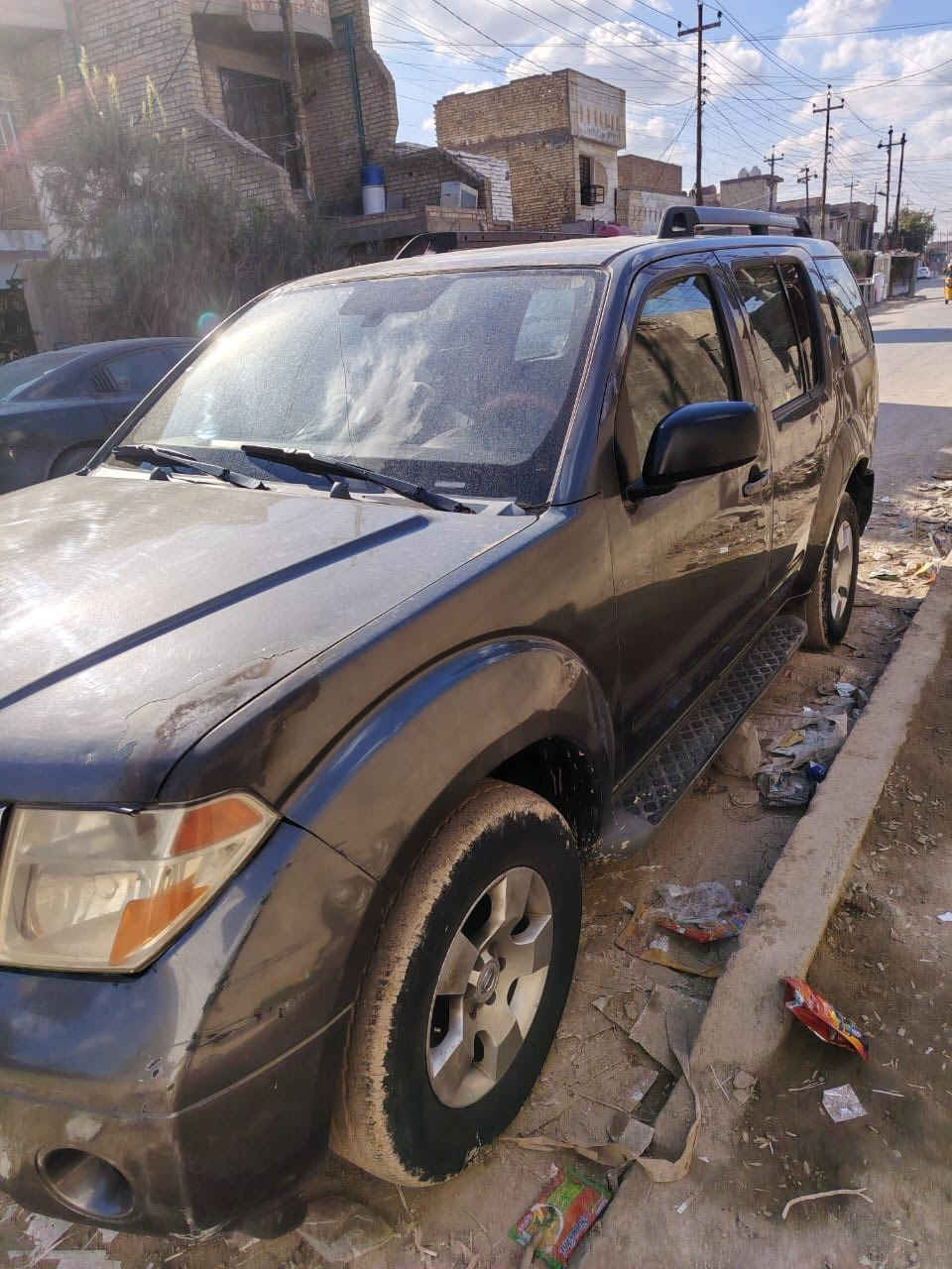 السلام عليكم
سياره باڤندر موديل 2007  
السياره نضيفى بيهه فقط اواحظ 
تحويل شوكت ما تريد صاحبهه يطلب ورقتين طايحات من السعر 
مكان السياره بغداد الرشاد 
السعر ٧٠ 
***********
