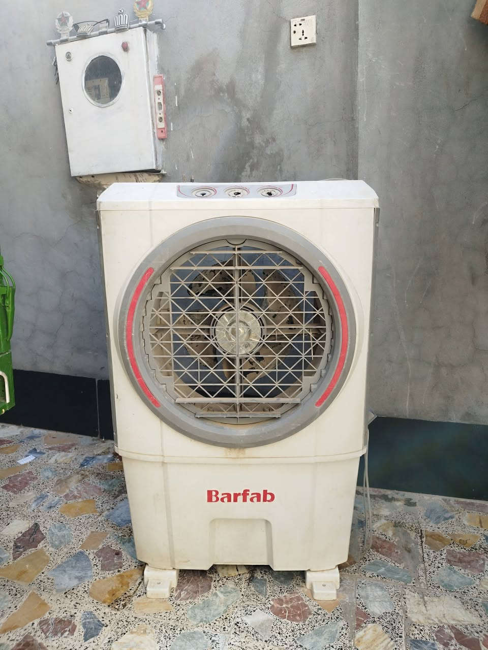 السلام عليكم
كمفيره للبيع شغاله شرط الشغل السعر 70


**إذا كنت صاحب هذا الإعلان وتريد حذفه لأي سبب، رجاءا أرسل رسالة إلى الدعم الفني**