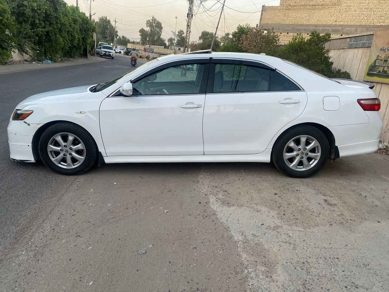 سلام عليكم من رخصت الادمن المحترم كامري للبيع خليجي
مديل ٩ فول واحد على واحد صدر كير تبريد جديد تحويل مباشر 
سيارة بيها خيط بخار بصيط 
بيها مكانت صبغ أبيع حزام 
جاهزة من كلشي مكان سياره بغداد شعب السعر ٨٥
***********
