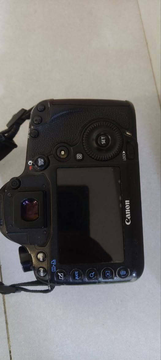 بيع مستعجل  كامره 5d كانون  مارك !!! معه ملحقات حزام تكف رام  معه بطاريه اضافيه  بسعر ٦٥٠بيها مجال  حك الجيه 

بدي فقط   نضافه ٩٥ مكاني نجف


**إذا كنت صاحب هذا الإعلان وتريد حذفه لأي سبب، رجاءا أرسل رسالة إلى الدعم الفني**