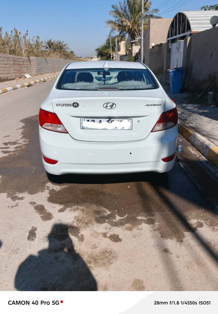 السلام عليكم اكسنت مديل ٢٠١٣محرك١٦٠٠ دوش قطرتين خليجي فول حدادية جديده تخم تاير تبريد چكمچه اشاير بل مري  رقم مثنى باسمي مكان السياره واسط 
السعر ٩٥ وبيها مجال 
***********
