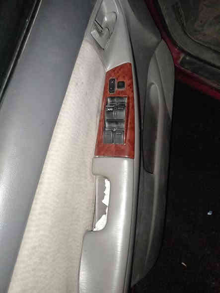 السلام عليكم كورلا نحله 8 أمريكي مكينه 800 حادثه بنيد و جاملغ بدون دواخل خلاص سعره 85 مكانها بغدا  العامريه هزه قبل شهر
***********
