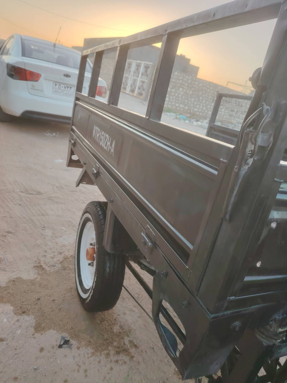 سلام عليكم ستوته للبيع مديل 16 أوراق سكنر ستوته حلوه ماعايزه؛؛؛؛؛ مكاني نجف شارع كربلاه عمود ١٢٠ لسعر واحد و ١٠٠ وبيها مجال هاذه رقمي ***********
