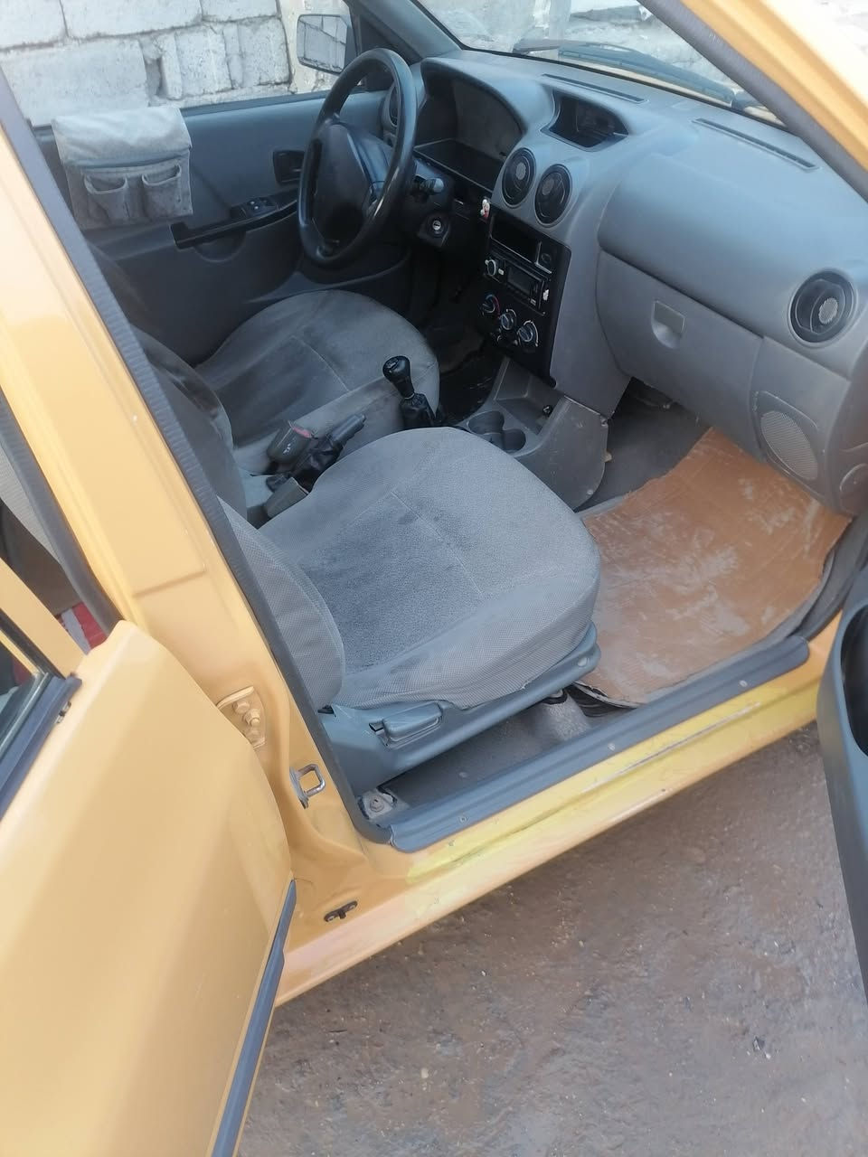 سلام عليكم عندي هاي سايبه موديل 2015 سنويه صاقطه مكينه وكير نضيفات بيهه جاملغ امامي مبدل تأيرات نضيفات حداديه زينه تبريد شغال بس يرادله فان  مكاني ديوانيه سعر 35 وبيهه مجال وهذا رقمي ***********
