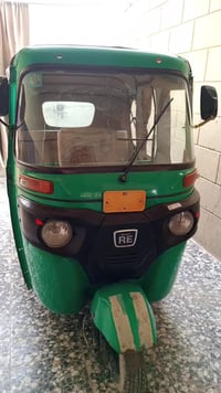 تكتك للبيع موديل 21 مكاني بغداد الورفلي  07714476150