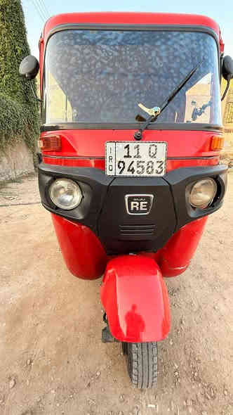 سلام عليكم من رخصت مدير الكروب المحترم
تكتك 18 دخوليت 19 تكتك خير من الله مكينه كير اكسن كفاله 
جادر برده جديدات تخم تاير جديد رقم وسنويه تحويل 2يوم بيه بس هاي الضربه مشر عليه مكان بغداد زعفرانيه خابر وتدلل ***********موجود 👍
