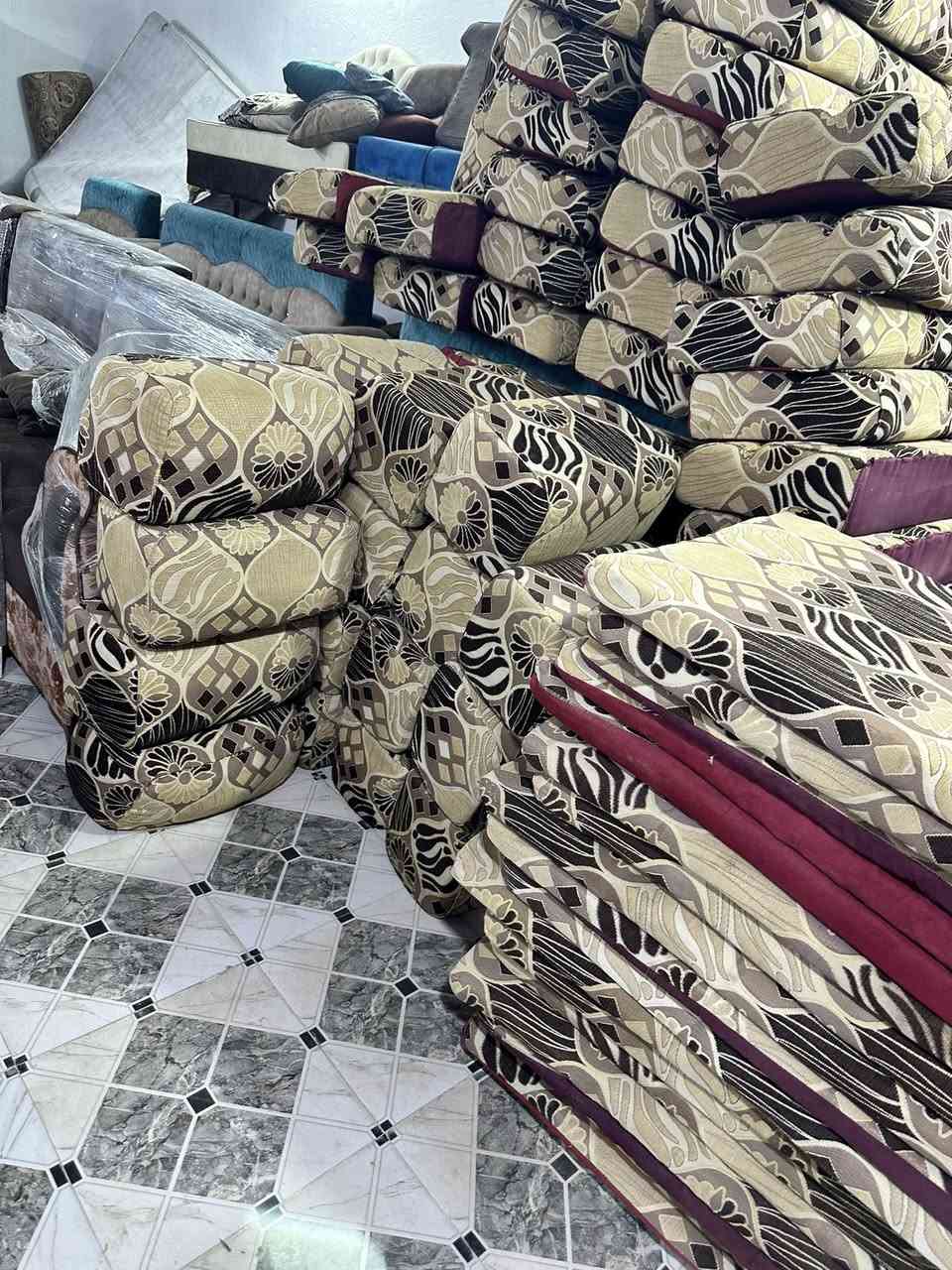 ‏
جلسه عربيه للبيع
٣١متر
موجوده شرط نفس الفديو 
‏٣١متر
٢٨مسند ظهر
١٥تكيه
٤زوايه 
تجي اتكلب وشوف وتقيس
شنوًاتربد انه حاضر ماقصر عندك
للعلم  إقصاد مانشتغل لعدم اكمال منظومه الاكترونيه 
عنواني ناصريه الغراف طريق ال سهلان منطقه العميرات


**إذا كنت صاحب هذا الإعلان وتريد حذفه لأي سبب، رجاءا أرسل رسالة إلى الدعم الفني**