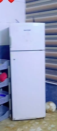 براد نضيف وثلاجه شغاله هيه ولبراد كلشي مابيهن الي يحب يتصل على رقم وبي...