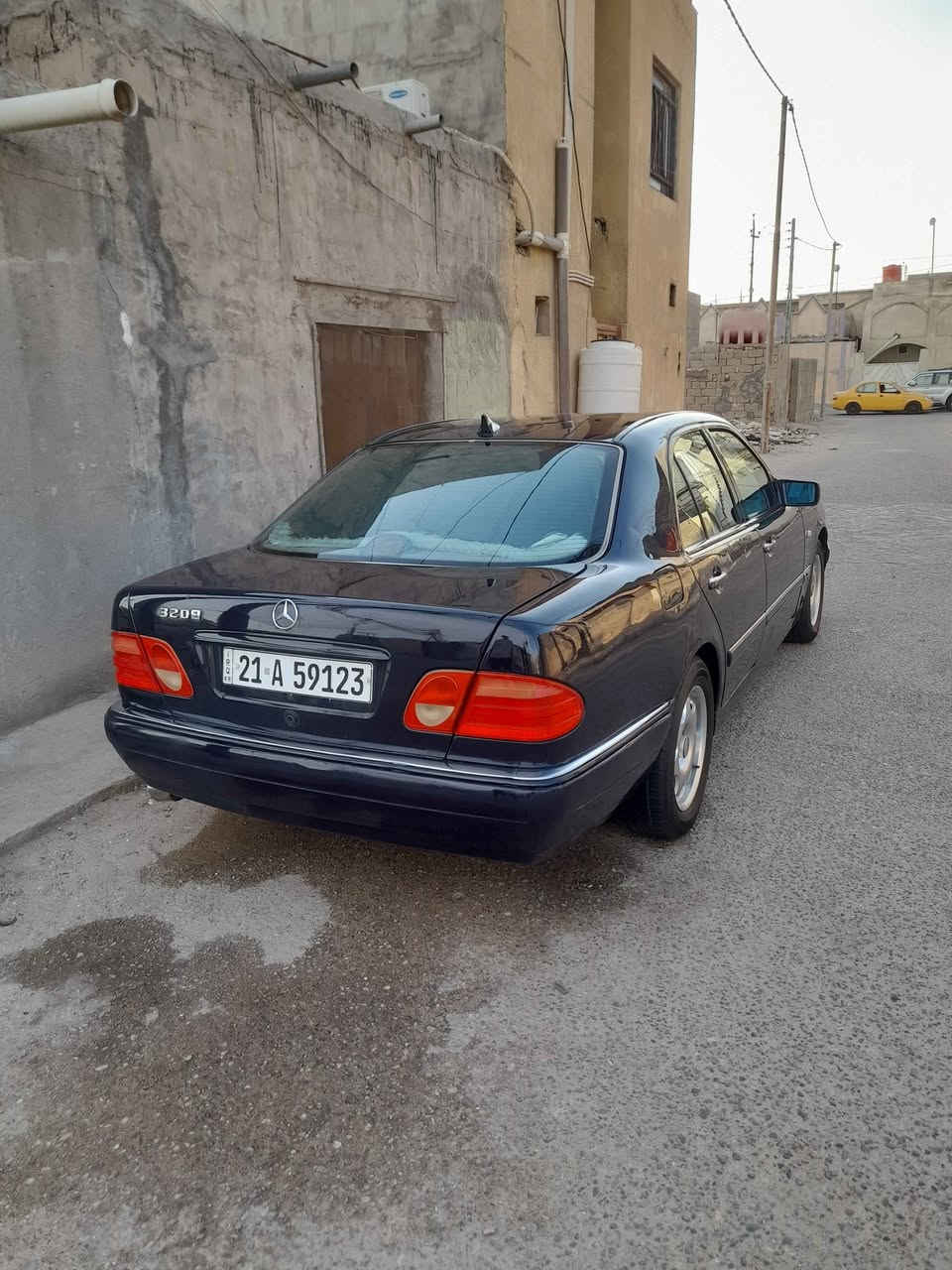 البيع والمراوس مارسدس ام عيون موديل 96سياره مكينه وكير محور 3000 خير من الله رقم سليمانية الدولي الجديد تريد وكاله تريد تحويل سياره غرفته حلوه ونضيفه السعر...67 
المكان البصره الامن الداخلي
للاستفسار الاتصال *********** البصرة, العراق
