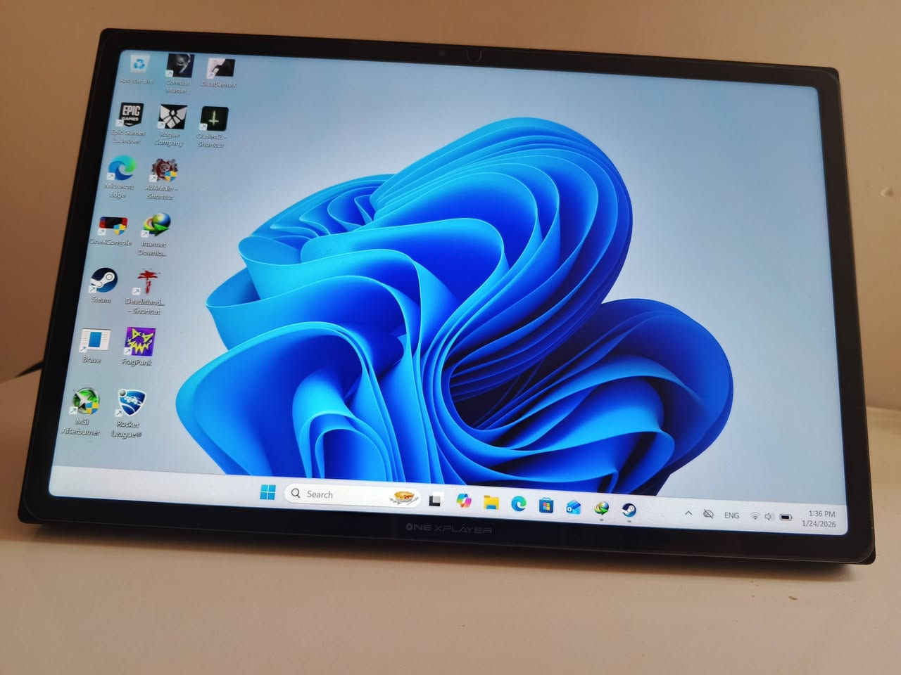 السلام عليكم
Handelheld gaming pc 3in1

Onexplayer x1 

AMD R7 8840 

RAM 32 7500DDR5

1TB 

شاشه 1600p  +2K  120hz  11 inch

السعر مليون و 250 أو مراوس ب لابتوب 

الجهاز جديد من كل النواحي مكاني الناصريه ومتوفر توصيل

*********** خط و واتساب
