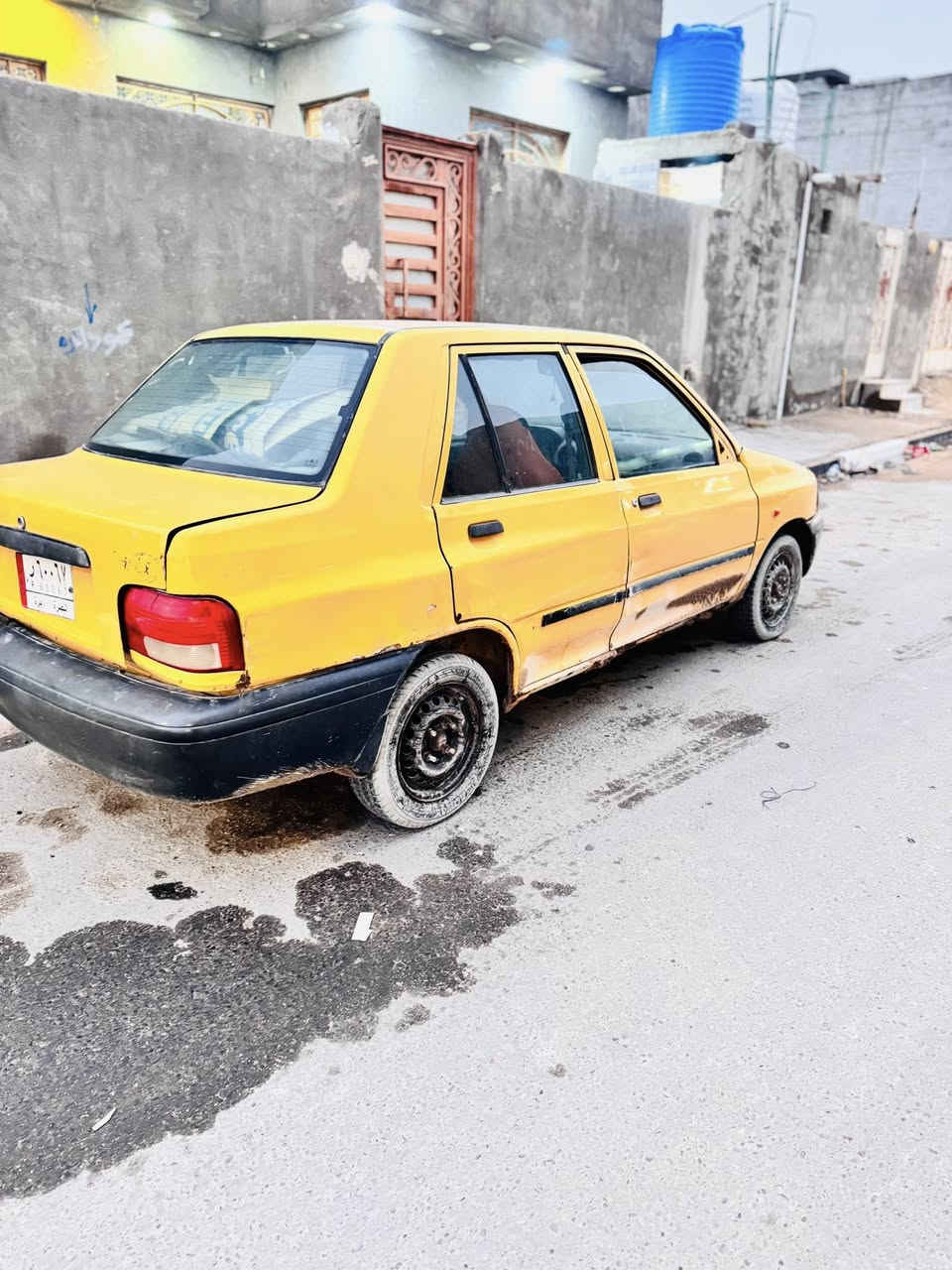 سايبه مديل 16 شغاله بس ادخن سنويه ضايعه وبيهه بلاغ وبيهه وكاله بسم ولد بس انه ابيع بدون راعي مكاني بصره الزبير حي الصحفين  السعر 13 وبيهه مجال رقم الهاتف ***********
