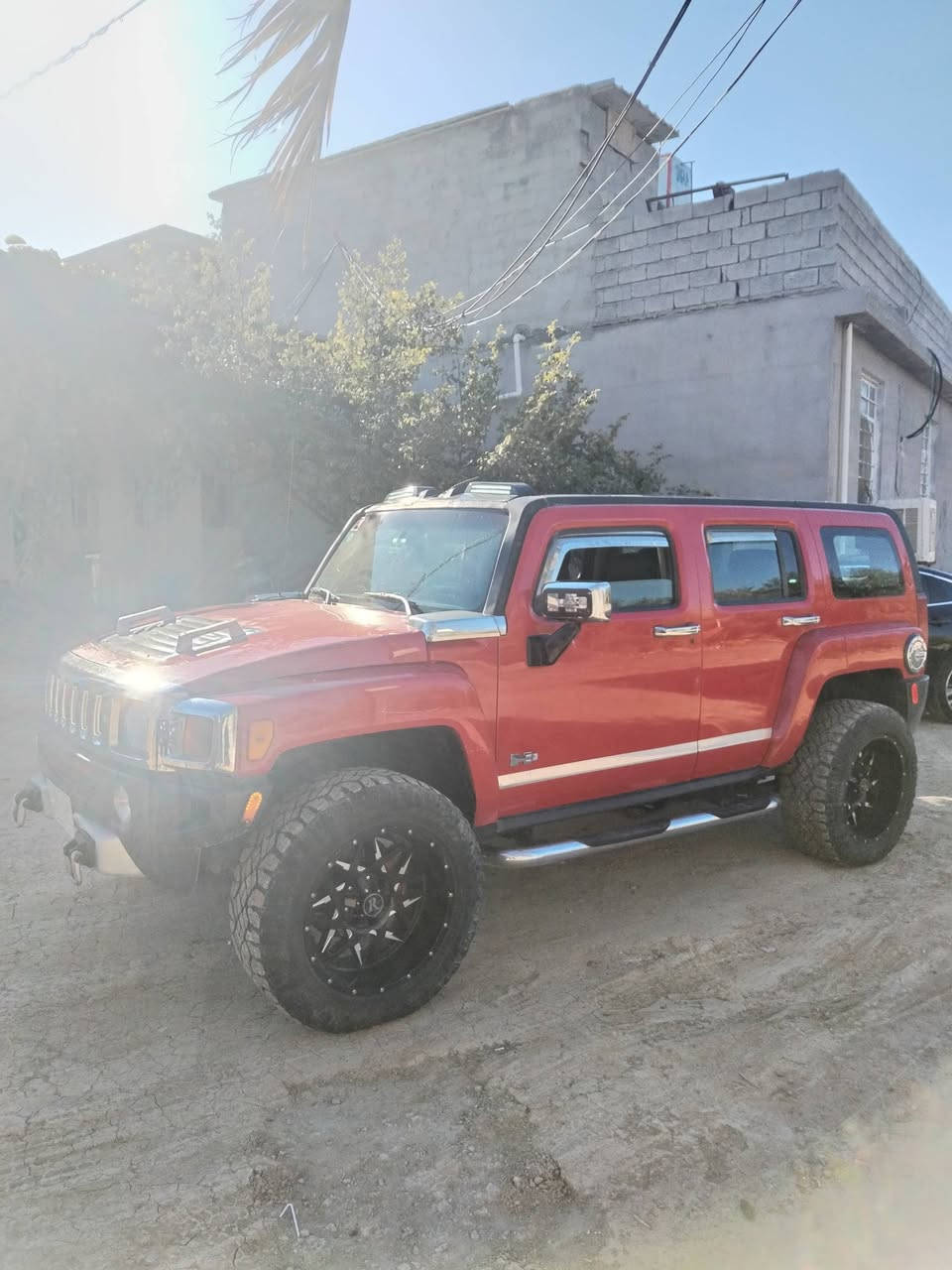 السلام عليكم H3 2007 كير ومكينه بلاديه للبيع او مراوس بسياره صغيره سعر 105 تفاصيل خاص او اتصل ***********
