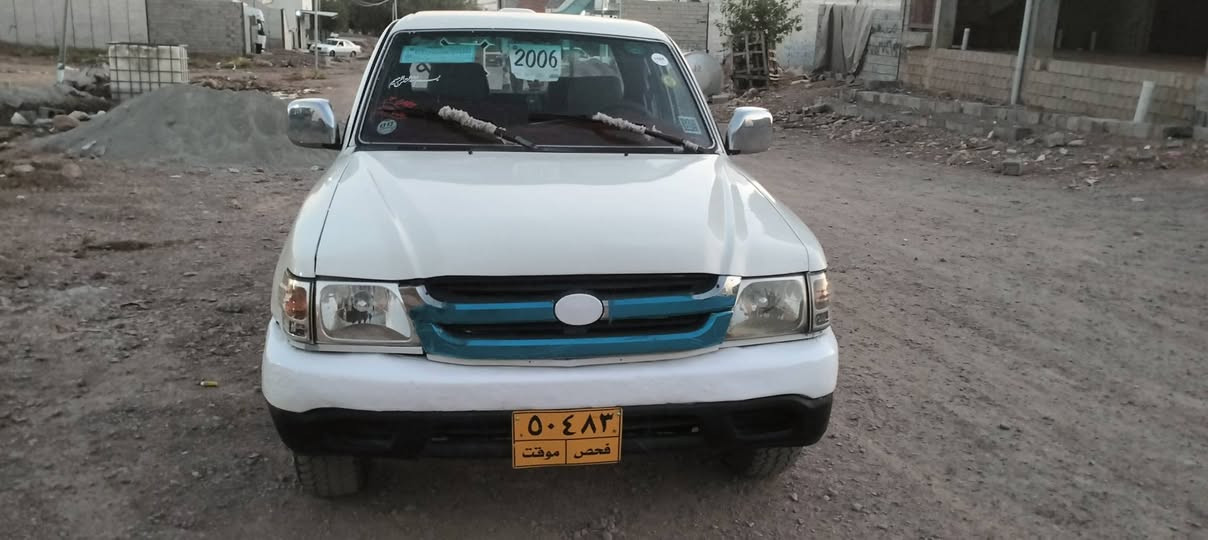 سڵاوی خواتان لێ بێ لەسەرئیزنی ئەدمین
دێر مۆدیل 2006  گێرو مەکینەبەشەرتی 
10وەستا وەک سەعات نەبوو نەتەوێ کابرێتەربیلات بەنزین زۆرکەم ئەخوا
ویلووتایەی جەبەڵی لۆک لەژێرە ڕەسمەکەی وازحە 
دەعمی نیە نوکەدەرزی شوختی نیە تابڵێ بەهەڵمەتوو
بەکێشە تاقم پێشوو دەبڵی تازە تابڵێی نرموو خۆشە
لایتو فڵچ و تەبریت مەزبوت دەشبوولی زۆرجوان ماوەتوە
تەقیویو درزی نیە تاقم کوشنی زۆرجوانە سەقفی وەک شوشەوایە مەنەفێس فسفسۆرە بەشەرت کۆدم بۆکردووە
بارکۆدشی بۆکراوە سعری 38 گەڵا ومعامەلە
***********
