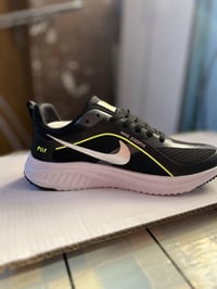 نايك زوم اكس • جديد • ٤١-٤٢-٤٤